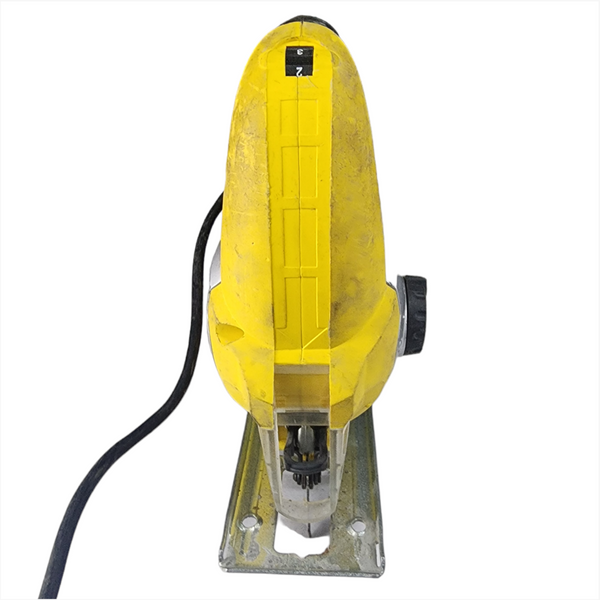 Sierra Caladora STANLEY STSJ0600-B3 120V 600W Usada