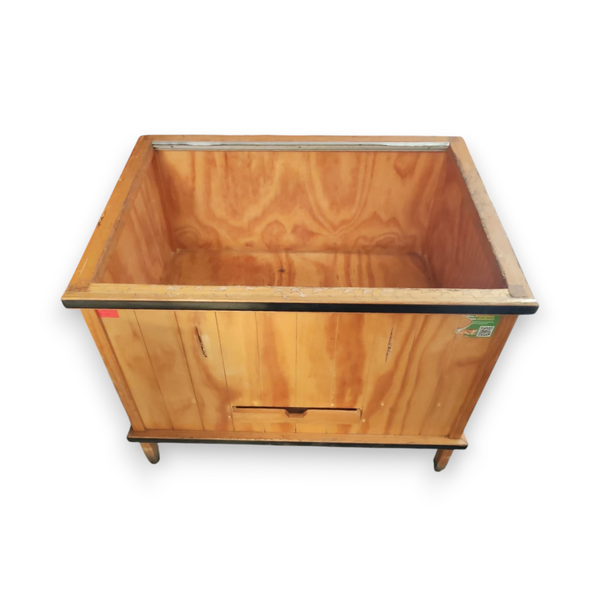 Mueble de madera contenedor bolillero panadería