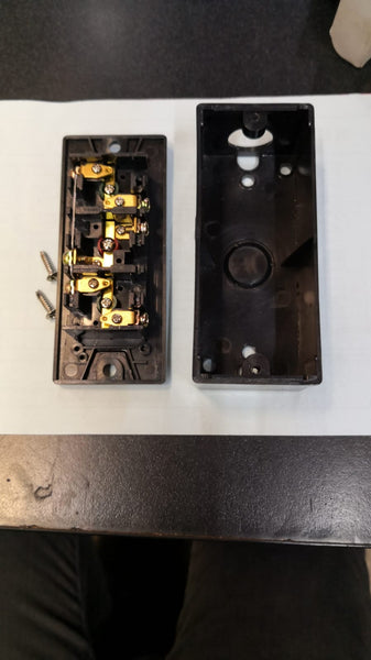 Botonera Interruptor industrial PBS3 caja montaje IP40