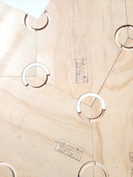 Piso HDF laminado madera Woodpeak caja 2.46m2 24pz España