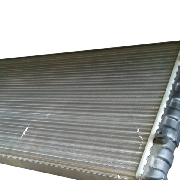 Radiador VW de agua para Golf A3 Y JETTA A3 93-99 c/ detalles