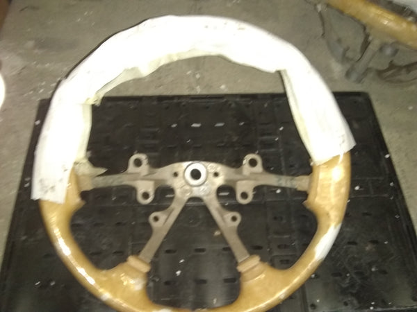 VOLANTE UNIVERSAL DE MADERA