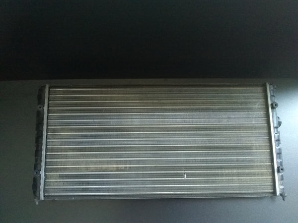 Radiador VW de agua para Golf A3 Y JETTA A3 93-99 c/ detalles