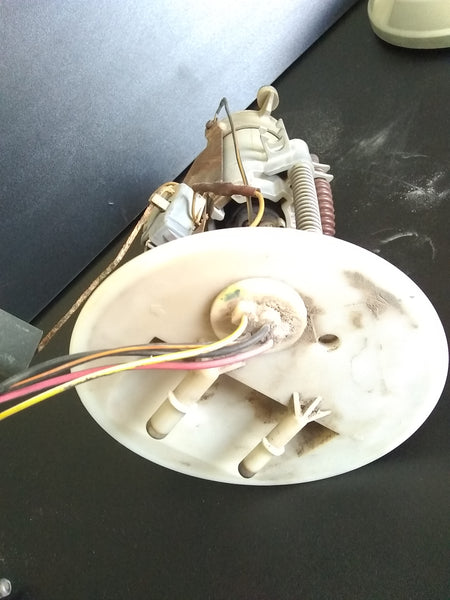 BOMBA DE GASOLINA USADA FORD EXPLORER 2002-2003 0617556