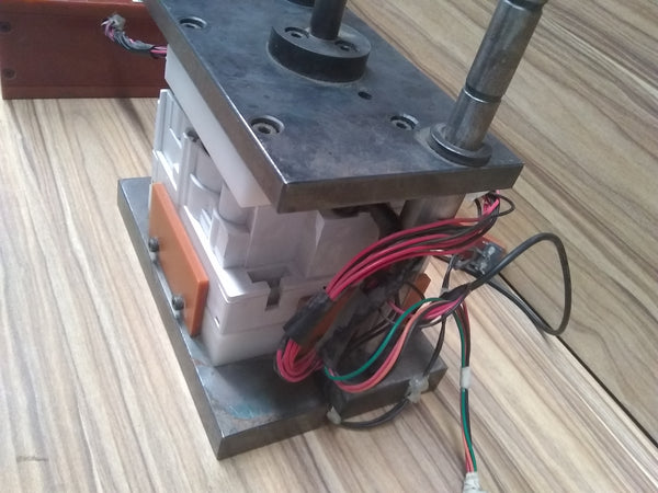 Equipo industrial base calentador y consola de prueba