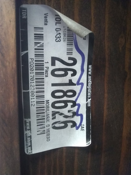 Mueble rústico de madera