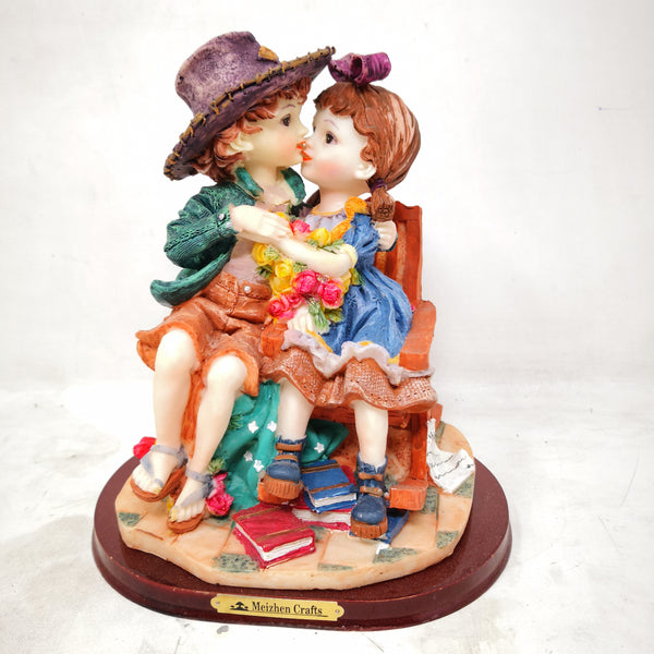 Figura Adorno Regalo Pareja Amorosa Poliresina