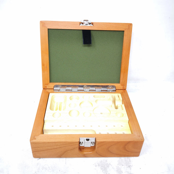 Caja de madera herramientas y accesorios Renishaw 18x14x6.5 cm