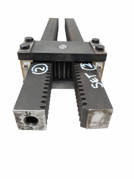 SOLERAS DENTADAS CON ENGRANE EN EL CENTRO T11 AIDEE(CREMALLERAS CON PIÑON)