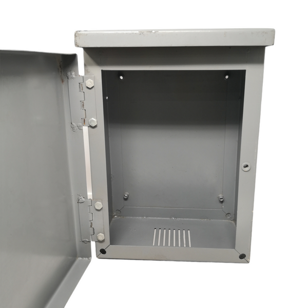 Caja Gabinete Metálico multifuncional 26x19x 36cm usado