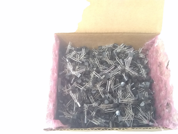 Transistor Pnp Bc558c Bjt Fairchild Caja 2000 Pzas