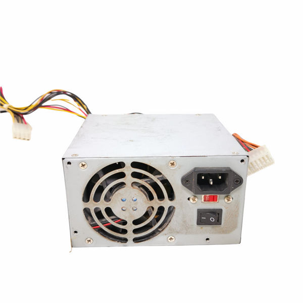 Fuente de poder 250 Watts 115/230V  4-6A usada