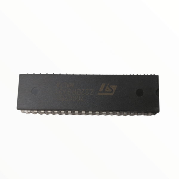 CIRCUITO INTEGRADO MICROELECTRONICS 70002SE 9 pz