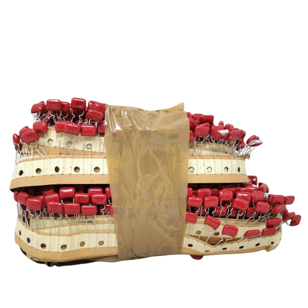 Capacitor 153 G P.A poliéster tira con 50 pz