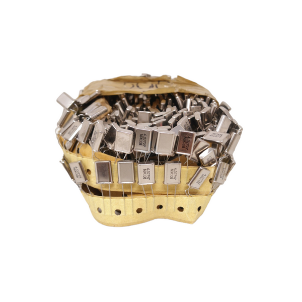 Paquetes de capacitores 4.02787 de 100 Pzas