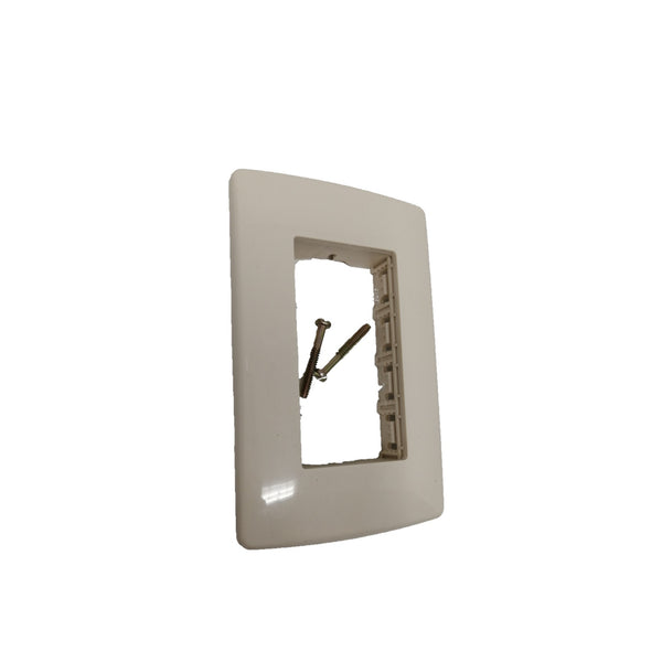 Paq 6 piezas Placa De 3 Ventanas Color Marfil C136 Cb204