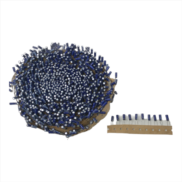 Capacitor Electrolítico radial 4.7uf 50v de aluminio Paquete con 10 pzs