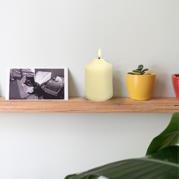 Vela Decorativa Luz Led Santini de Pilas 13x7.5 cm