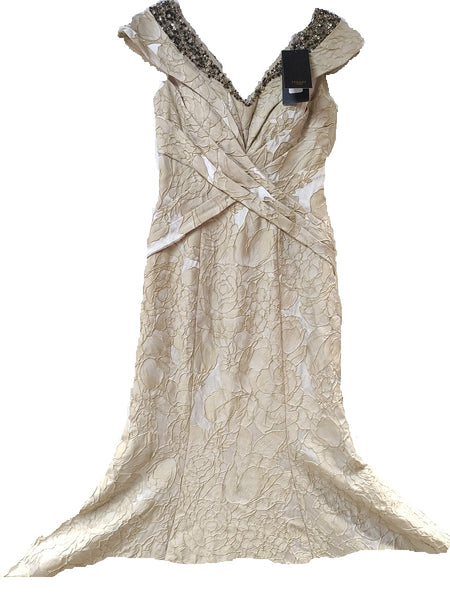 Vestido De Fiesta Marca Terani Couture Talla 4 Color Beige