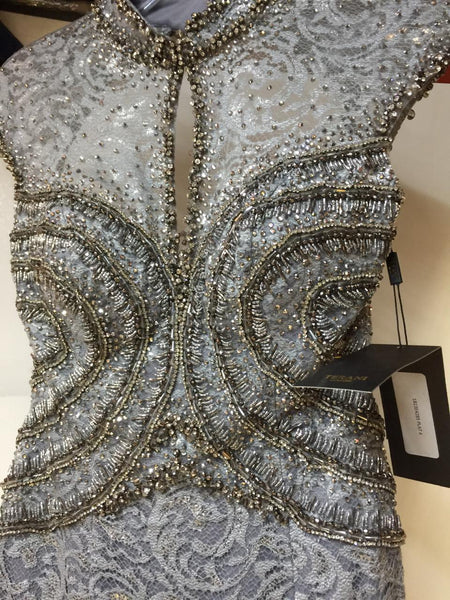 VESTIDO DE FIESTA MARCA TERANI COUTURE TALLA 4 GRIS PLATEADO