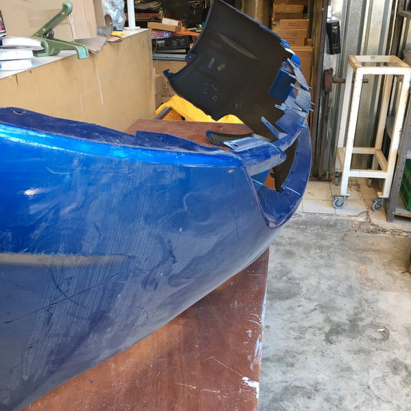 Defensa Delantera Ford Taurus Detalles Esteticos